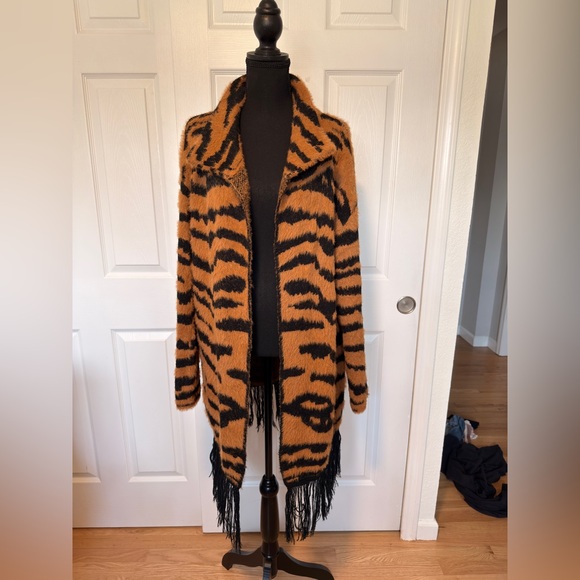 Shein Tiger Stripe Fringe Cardigan - Picture 2 of 9